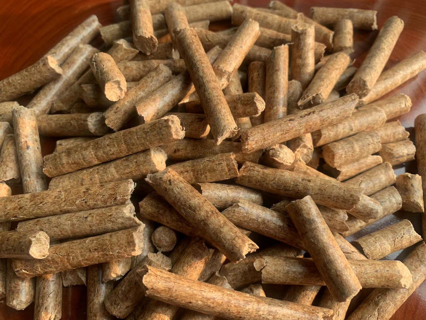 生物質(zhì)顆粒機(jī)的銷路請您看！